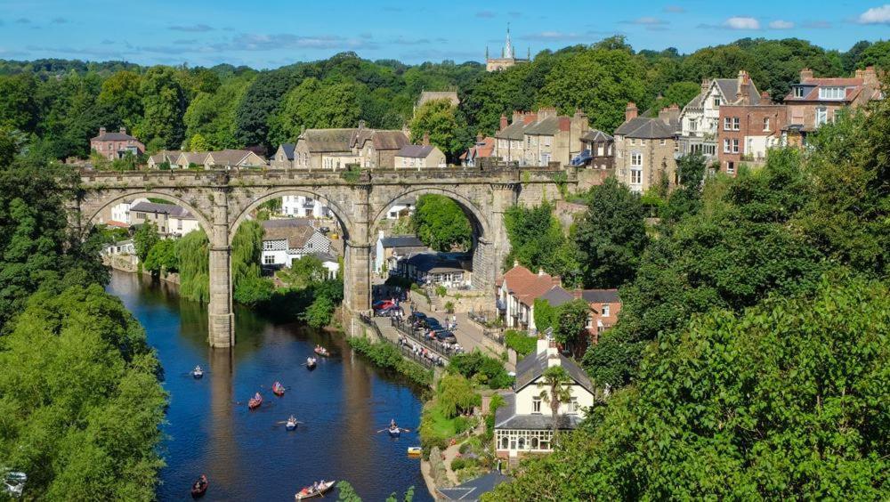Sleepy Hollow Holiday Home Knaresborough Eksteriør bilde